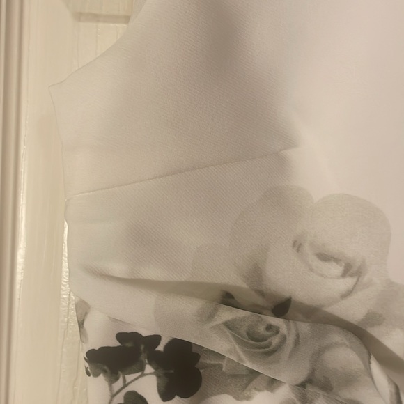 🖤Reitman’s Classy black and Ivory floral dress - Picture 9 of 10